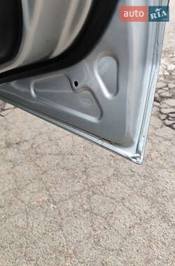 Хэтчбек Ford Fusion 2008 в 
