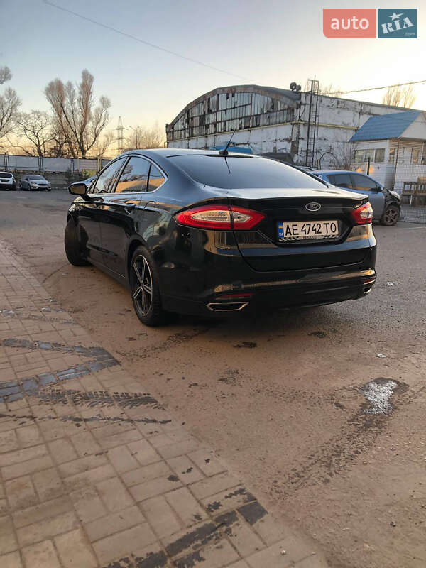 Седан Ford Fusion 2013 в Києві