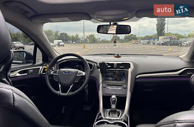 Седан Ford Fusion 2014 в 