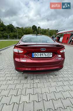 Седан Ford Fusion 2013 в 