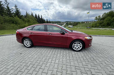 Седан Ford Fusion 2013 в 
