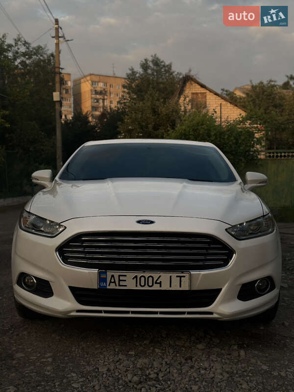 Седан Ford Fusion 2014 в Дніпрі