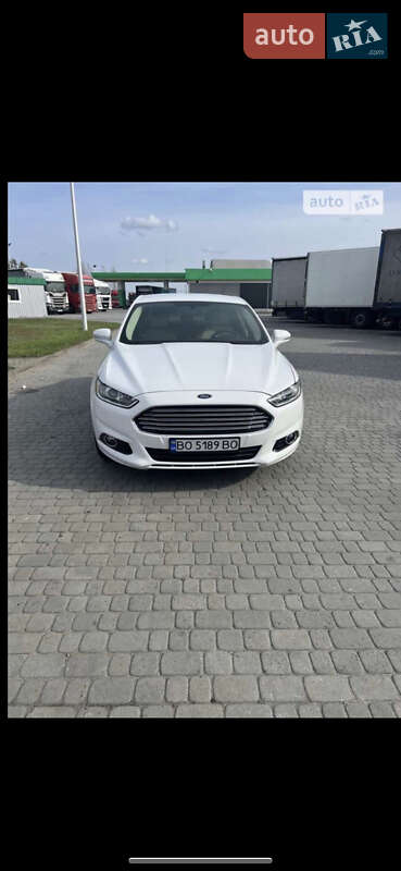 Седан Ford Fusion 2015 в Одессе