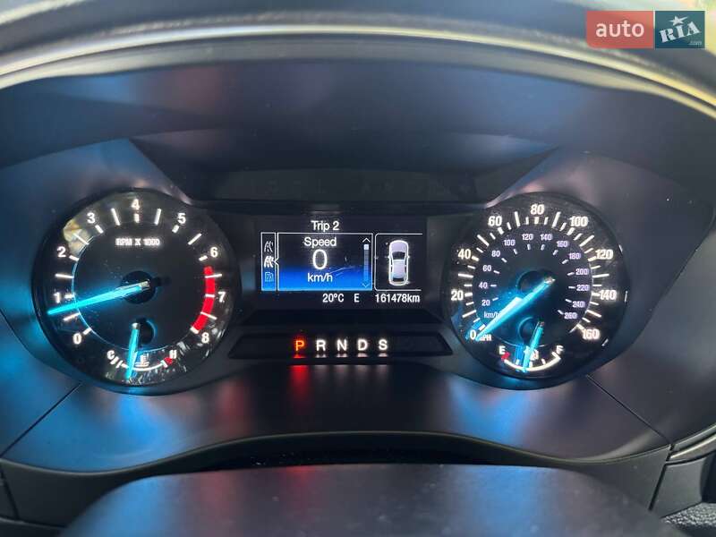 Седан Ford Fusion 2016 в Львове