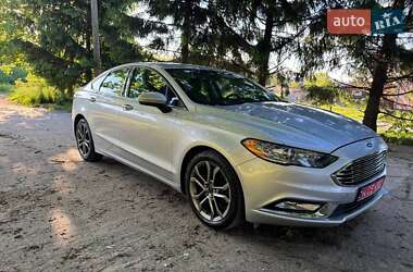 Седан Ford Fusion 2016 в 