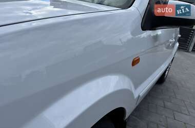 Хэтчбек Ford Fusion 2012 в 