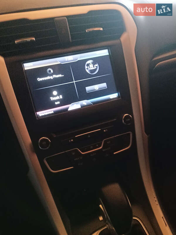 Седан Ford Fusion 2015 в Сумах