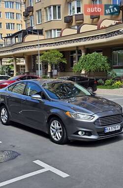 Седан Ford Fusion 2014 в 
