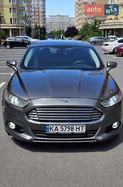 Седан Ford Fusion 2014 в 