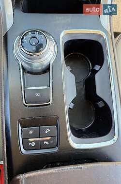 Седан Ford Fusion 2018 в 