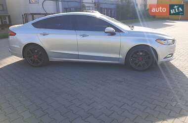 Седан Ford Fusion 2017 в 