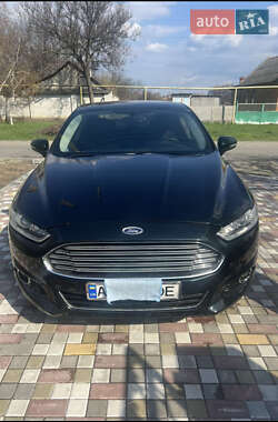 Седан Ford Fusion 2013 в 