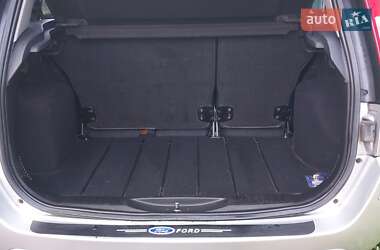 Хэтчбек Ford Fusion 2011 в 