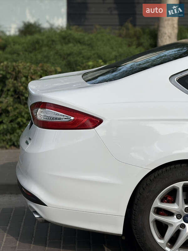 Седан Ford Fusion 2015 в Белой Церкви