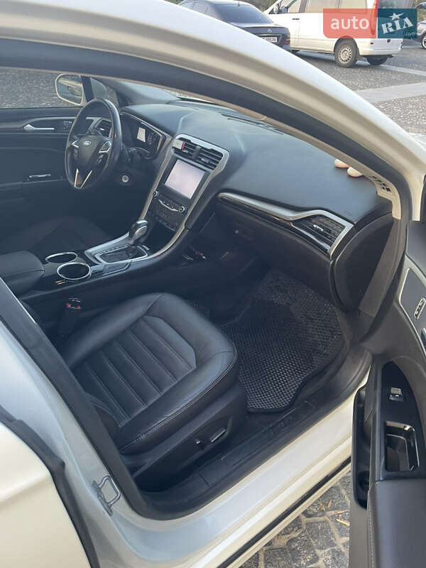 Седан Ford Fusion 2013 в Дніпрі фото 8 Седан Ford Fusion 2013 в Дніпрі