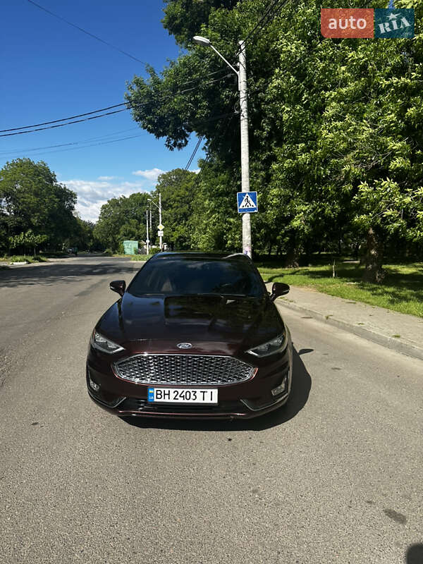 Ford Fusion 2019
