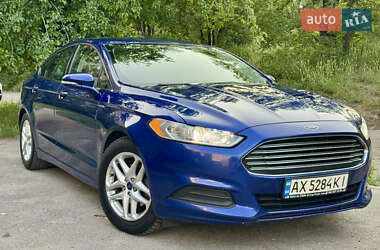 Седан Ford Fusion 2016 в 