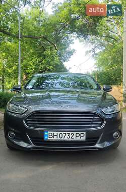 Седан Ford Fusion 2015 в Одесі