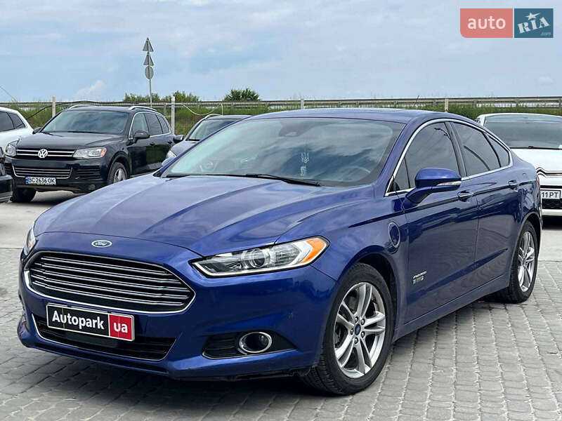 Седан Ford Fusion 2015 в 