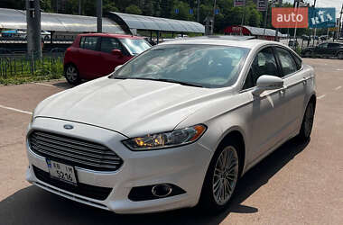 Седан Ford Fusion 2016 в 