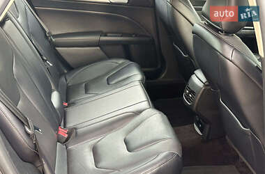 Седан Ford Fusion 2016 в 