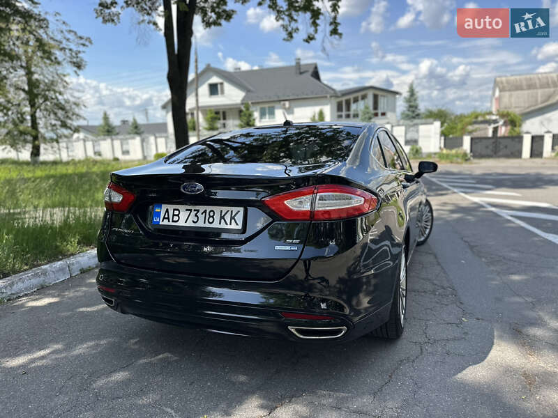 Седан Ford Fusion 2015 в Виннице
