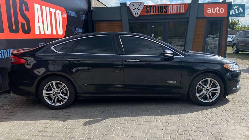 Седан Ford Fusion 2015 в Виннице