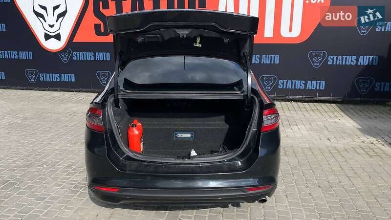 Седан Ford Fusion 2015 в Виннице