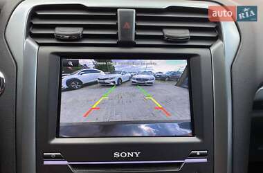 Седан Ford Fusion 2015 в 