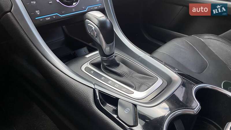 Седан Ford Fusion 2015 в Виннице