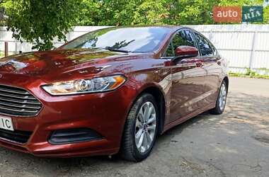 Седан Ford Fusion 2013 в 