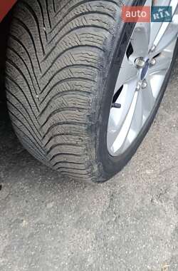 Седан Ford Fusion 2013 в 