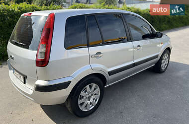 Хэтчбек Ford Fusion 2008 в 