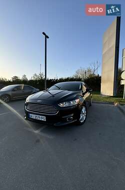 Седан Ford Fusion 2013 в Києві