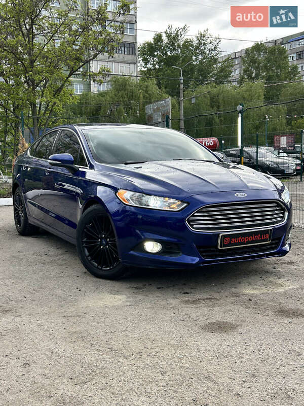 Седан Ford Fusion 2016 в 