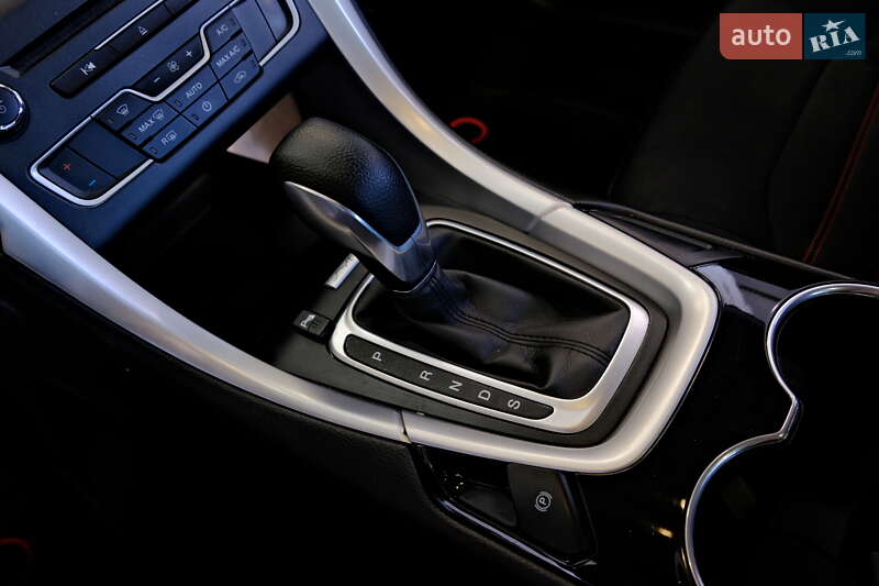 Седан Ford Fusion 2016 в Одессе