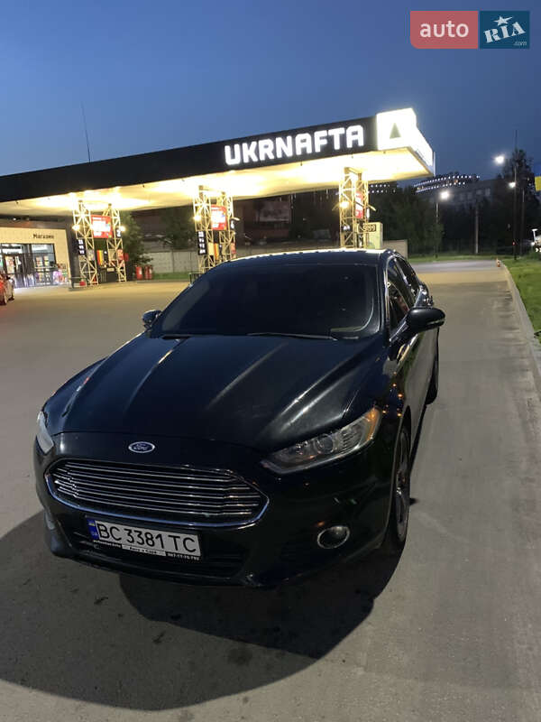 Седан Ford Fusion 2014 в 