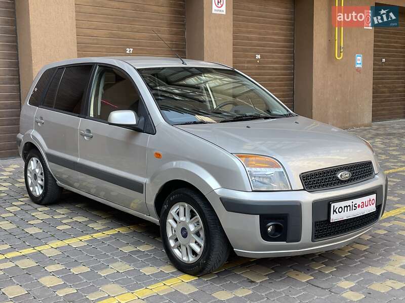 Хэтчбек Ford Fusion 2008 в Виннице