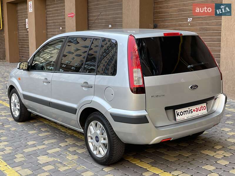Хэтчбек Ford Fusion 2008 в Виннице