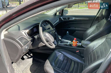 Седан Ford Fusion 2012 в 