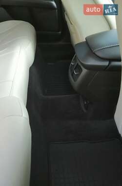 Седан Ford Fusion 2013 в 