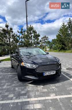 Седан Ford Fusion 2013 в 