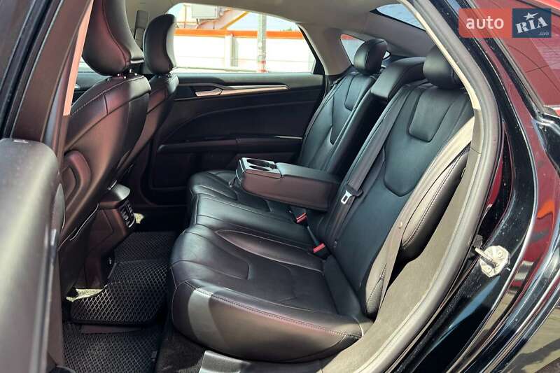 Седан Ford Fusion 2016 в Киеве