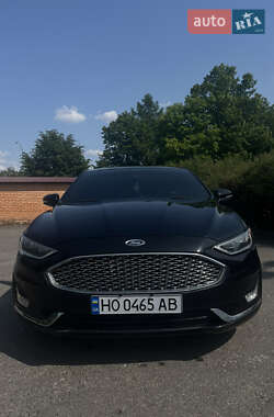 Седан Ford Fusion 2019 в Тернополе