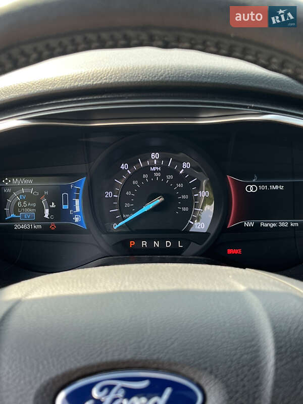 Седан Ford Fusion 2019 в Тернополе