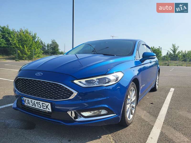 Седан Ford Fusion 2017 в Киеве фото Седан Ford Fusion 2017 в Киеве