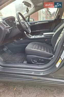 Седан Ford Fusion 2018 в Києві