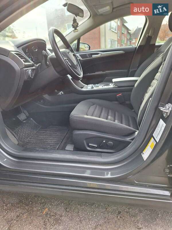Седан Ford Fusion 2018 в Киеве