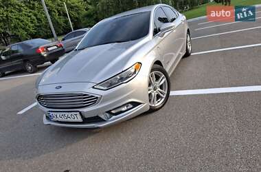 Седан Ford Fusion 2016 в 