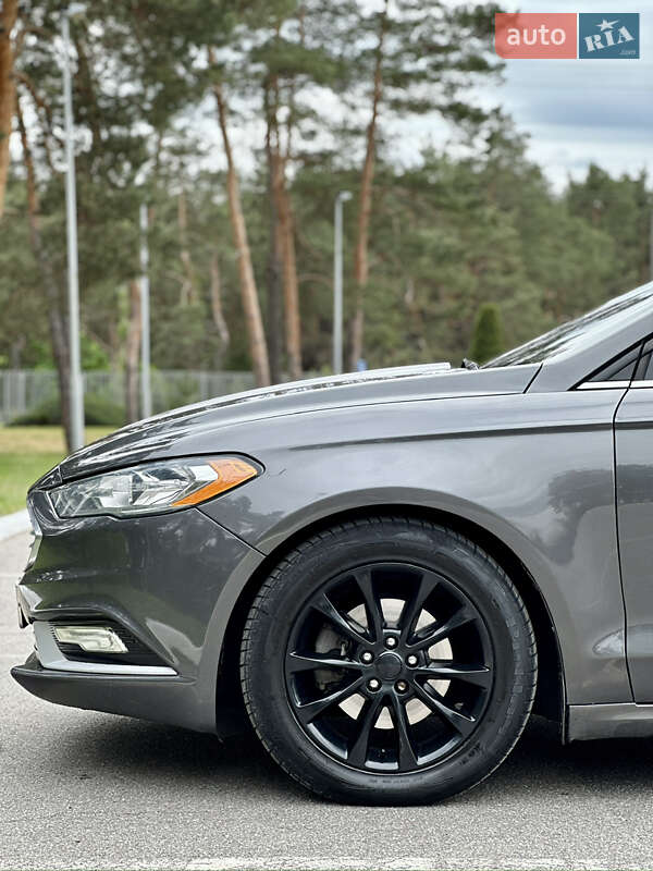 Седан Ford Fusion 2016 в Києві